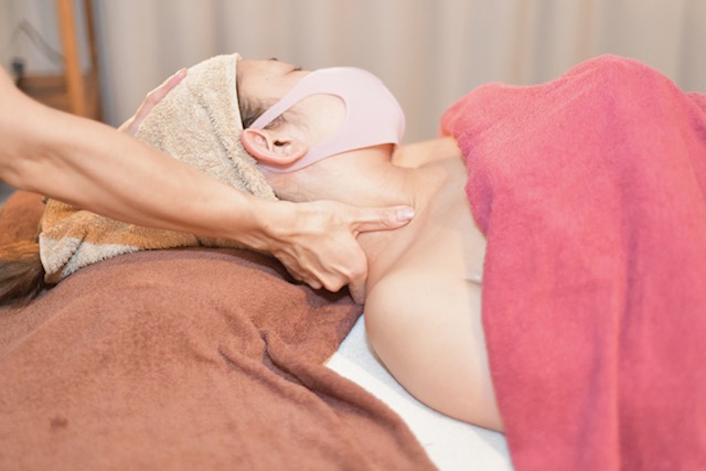 FACIAL
